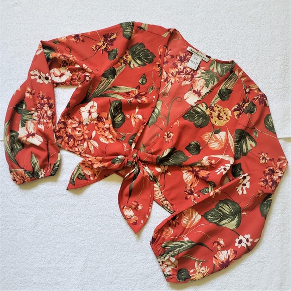 American Rag Tops - American Rag Tropical Print Cropped Blouse